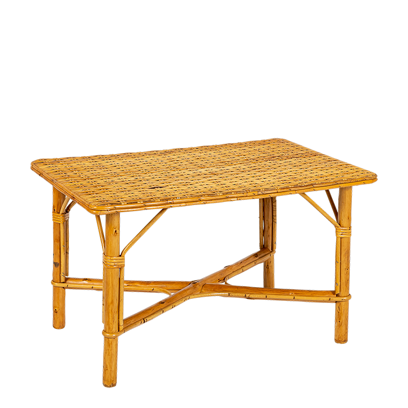 Mesa baja en ratán vintage para alquilar